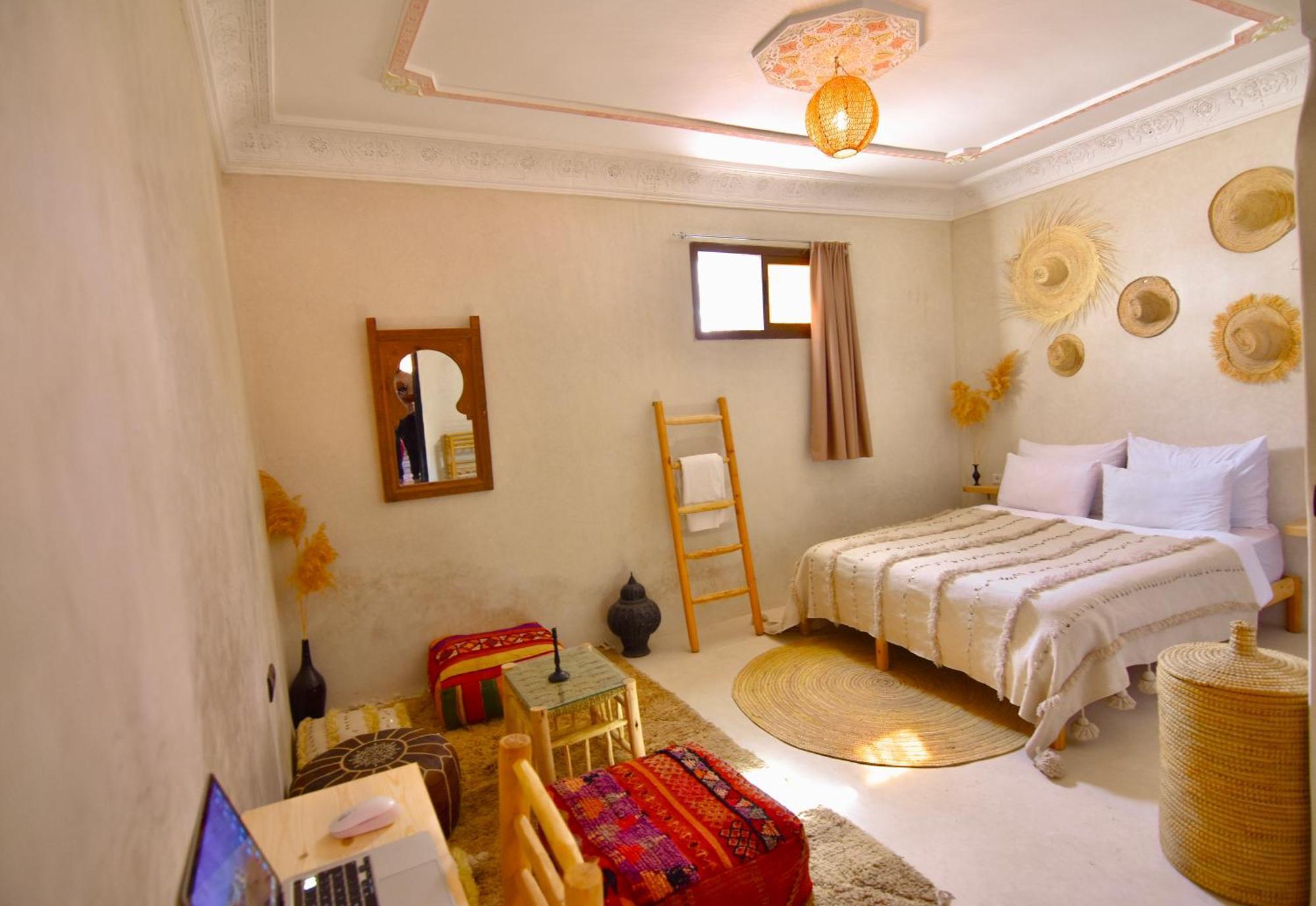 Caban Surf Hostel Tamraght Exterior photo